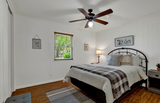 Spacious Home - Fire Pit, BBQ and Outdoor Seating! - Foto 6