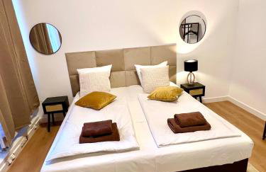 BIG New 7Rooms City Center APARTMENTS and Suites - Foto 11