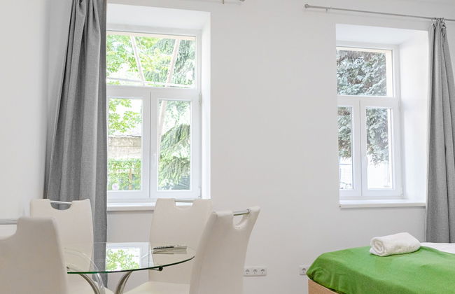 Relaxing 2BR shared Apt. U3 Enkplatz - Foto 11