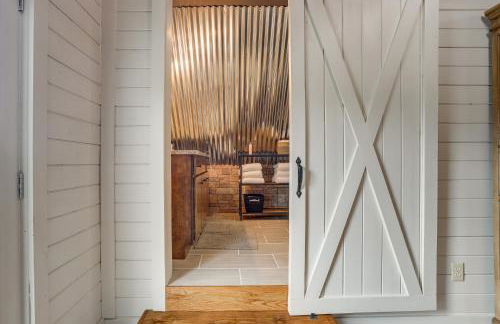 Lake Allatoona Area Studio with 2 Decks and Farm Views - Photo 17