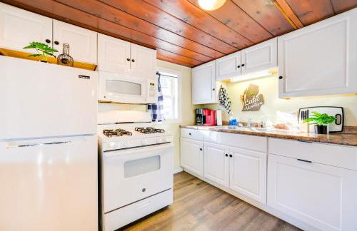 Houghton Lake Cottage - Central Location! - Foto 13