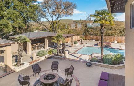 Ten-Acre Wine Country Estate Near Paso Robles w Pool Views El Pomar Estate by AvantStay - Foto 37
