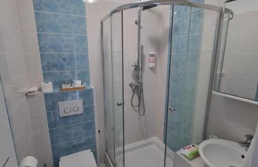 Villa Relax , with seaview and two pools near beach - Foto 27