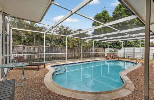 Spacious 3BR Home with Private Pool in Hollywood - Foto 2