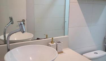 Flat Praia Itacoatiara - Foto 2