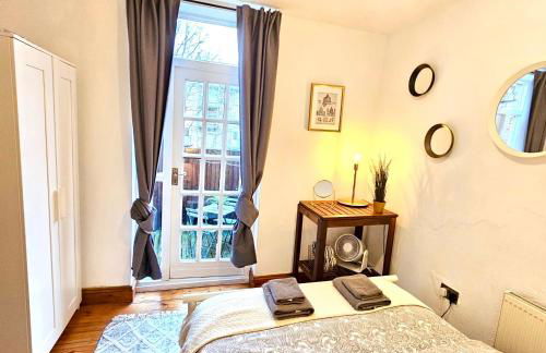 Lovely 1 Bed Apartment a step to Zone 2 Station - London - Foto 5