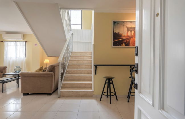 Penthouse in Evaristo Morales Sleeps 14 - Foto 9