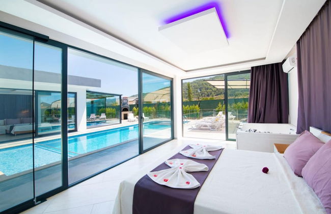 Dreamy Villa With Private Pool and Jacuzzi in Kas - Foto 47