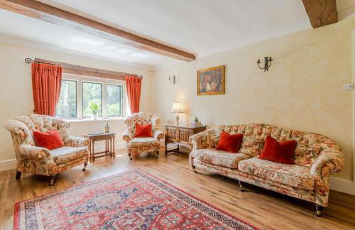 Lakeside Cottage - Photo 3