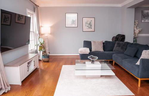 Cozy Springfield Townhome , WIFI , Pet Friendly - Foto 49