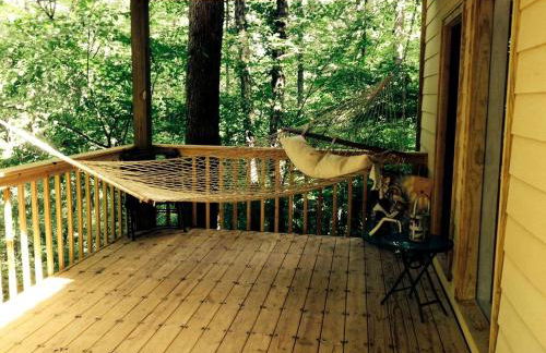Impressive Secluded Cabin Rental with Hot Tub Along the Chattahoochee River, Georgia - Foto 18