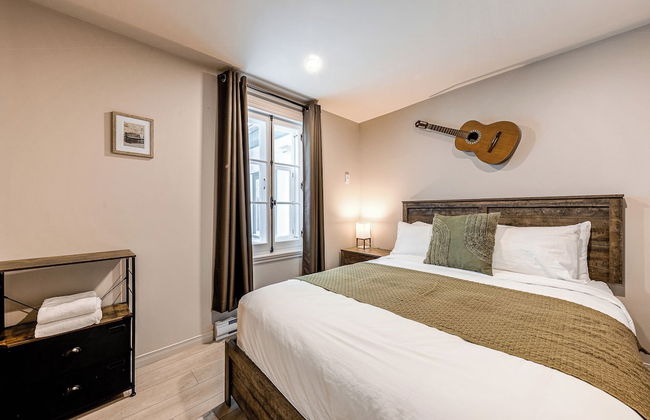 Quebec City 2 Bedroom Treasure - Photo 5