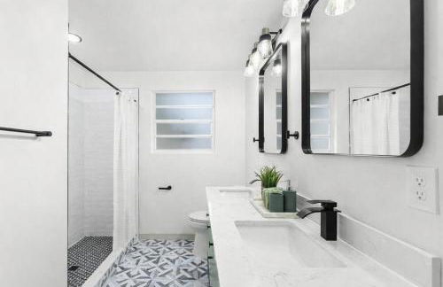 5 Bedroom Home in Avondale Jacksonville with Patio and Parking - Foto 17