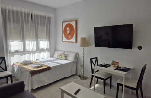 Apartamento Deluxe 2 Room Piscina Parking LuxSevilla Bormujos - Photo 2