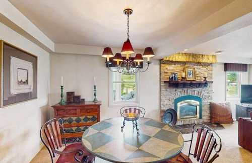 Torian Plum Condominiums - Foto 72