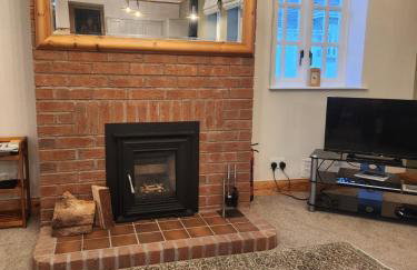 Recently refurbished former art studio - Foto 11