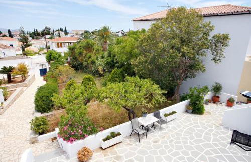 Arourahomes Spetses Town Suites - Foto 8