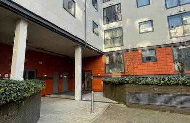 Central 1BR Flat for up to 4 - Lift Access - Photo 5