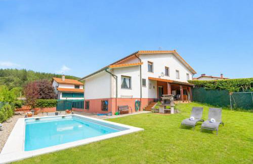 Gran casa de campo ideal para familias en Navarra - Foto 1