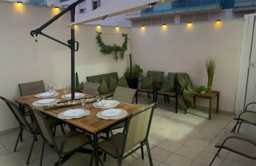 ARENA Y SAL , acceso directo a la piscina, terraza , aire acondicionado, mascotas bienvenidas - Foto 6