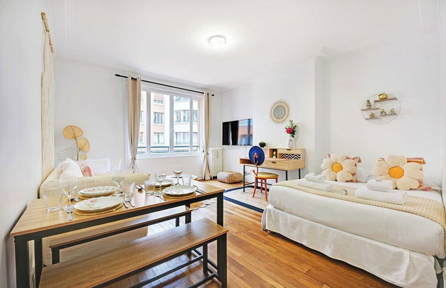 Charming Apartment -4p- Near Arc de Triomphe - Foto 2