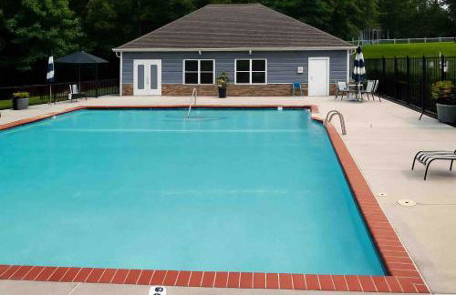 1 Spacious 4BR Getaway near Atlanta - Foto 22