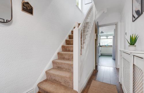 Manchester Business and Leisure Home with Free Parking - Foto 10