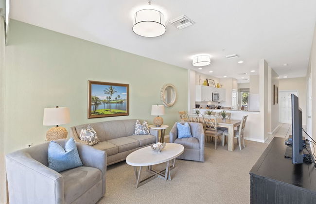 Genoa Vacation Rental: Stylish 2-BR Condo with Golf & Lake Views. Resort-Style Pool, Hot Tub, and Easy Access to Championship Golf. Minutes from Naples Beaches, 5th Avenue S, and Marco Island - Foto 9