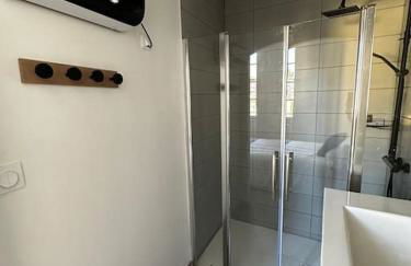 3 pièces spacieux plein centre, parking,clim, terrasse, jardin - Foto 16