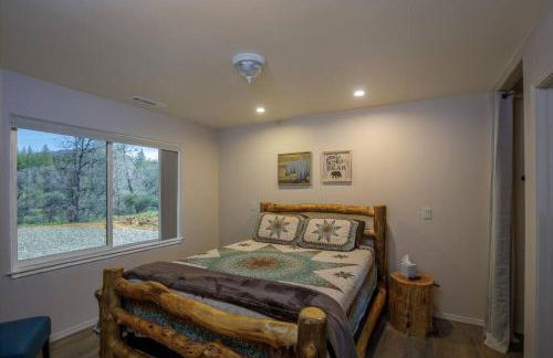 Cozy Cub Cabin, brand new home near Yosemite - Foto 21