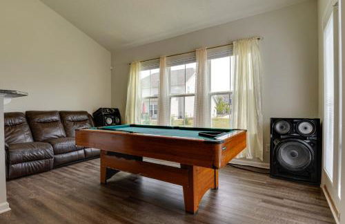 Spacious Home with Fireplace - Near Golf! - Foto 15