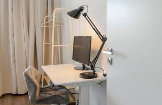 Lumen Homes - Design-Apartment nahe Audi und Altstadt, 3 Zimmer, über 100 m2, Balkon - Photo 22