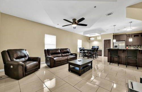 Relax & Enjoy In Our Spacious Townhome Getaway B - Foto 14