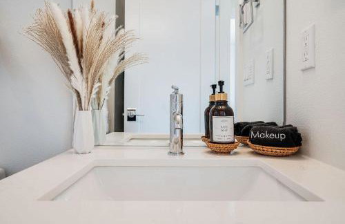 Perch - Urban Reflection 18 - Photo 32