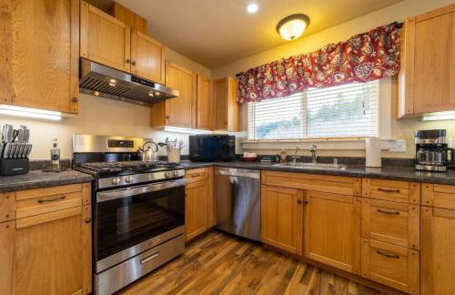 Elk Meadow Cabins 19A Johnny Redwood Suite - Photo 6