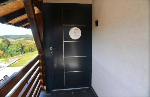 Natura Lux Holiday House with Pool and Jacuzzi - Foto 34