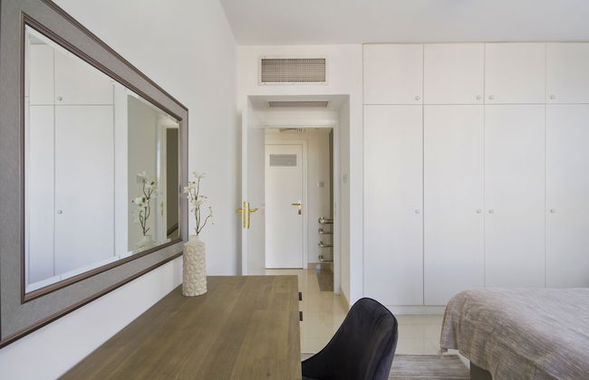 Bespoke Residences - Waikiki Townhouses - Photo 4