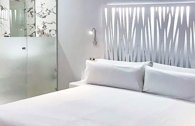 Feelathome Rivero Apartments - Photo 25