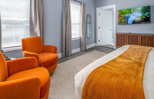 Walnut Hills, 5min to UC, Sleeps 7ppl, Lux Beds, Smart TVs - Foto 14