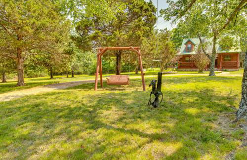 Secluded Oakland Cabin with Private Yard! - Foto 28