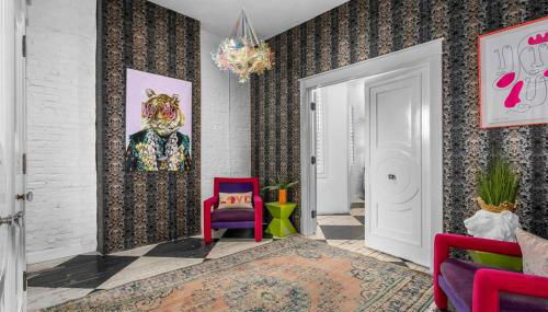 3 Bedroom Penthouse Downtown Close to Everything - Photo 5