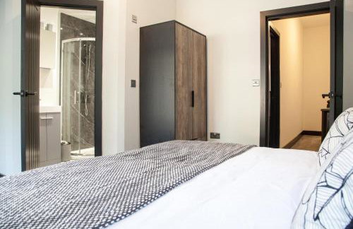New! Stylish & Modern Home With Free Parking! Book Now! - Foto 10