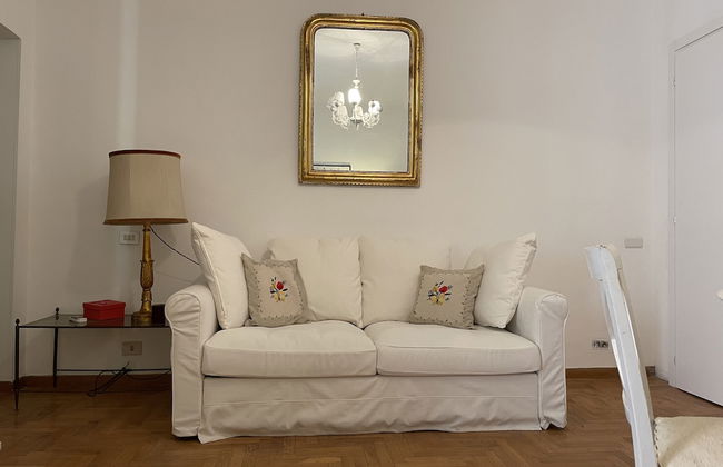 Elegant Apt-typical Roman Palazzina Pz Alessandria - Foto 6