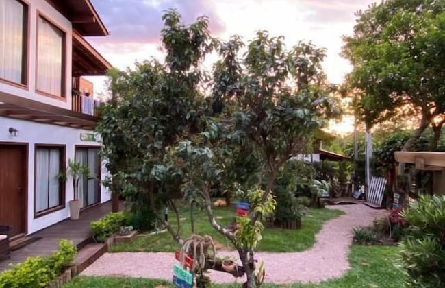 Refúgio Na Praia Guarda Do Embaú - SC - Foto 52