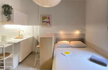 Le Petit Henri René - Photo 1