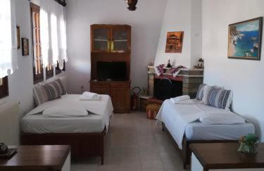 Feel at Home - Photo 16