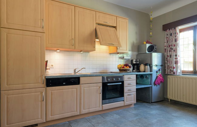 Spacious Holiday Home With Large Garden - Foto 16