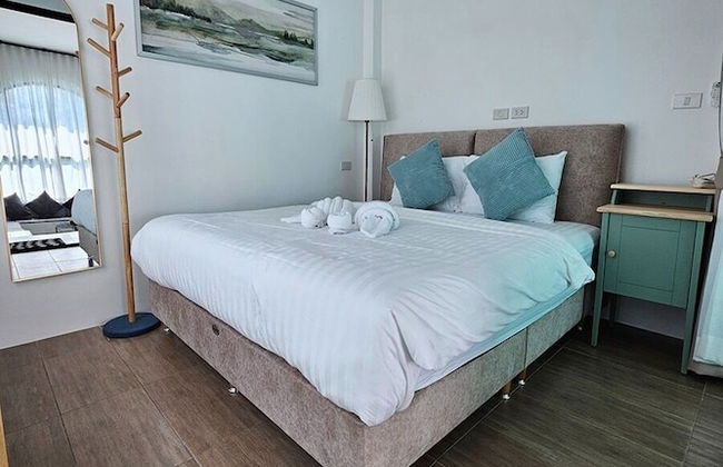 Villa in Pak Chong with swimming pool - Photo 8