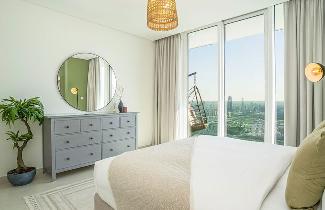 HomesGetaway-2BR Apt in 1 Residences - Photo 4