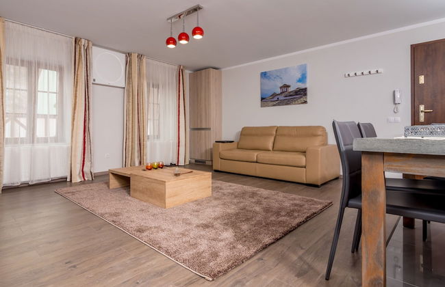 Casa Nicolae Luxury Suites - Photo 79